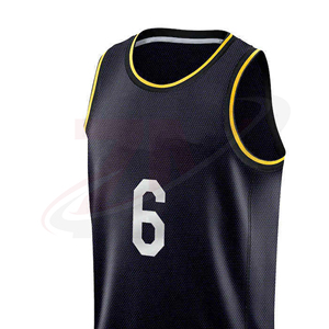 Camiseta de baloncesto unisex negra con ribete amarillo, número 6, sin mangas, transpirable, atlética, para adultos - Product Image 4