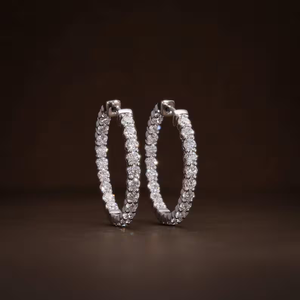 Pendientes de Aro con Diamantes Cultivados en Laboratorio, Corte Redondo, 3.89CTW, Diseño Interior y Exterior, Color E-F, Claridad VVS2, Pendientes de Diamantes para Mujer - Product Image 5