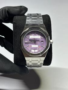 Reloj de lujo para mujer, caja de acero inoxidable, banda con cierre oculto, resistente al agua, esfera adhesiva, movimiento de cuarzo informal - Product Image 1
