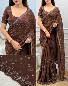 Sari en Georgette Marron Chocolat en Gros avec Bordure Brodée de Paillettes Cutdana, Sari de Soirée de Créateur - Product Image 2