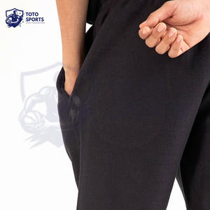 Short Homme Tendance Léger Haute Qualité Nouvelle Collection Confortable Coupe Ajustée Meilleure Vente Excellent Service Vêtements de Sport Logo Personnalisé - Product Image 4