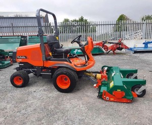 เครื่องตัดหญ้าแบบนั่งขับ KKUBOTA F251 พร้อมหัวตัดแบบฟลีล Kubota F391 และแท่นตัดหญ้าแบบวงกลมขนาด 60 นิ้ว - Product Image 4