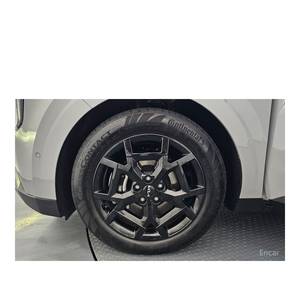 Kia Carnival 7 places 2024 avec sièges en cuir graphite, boîte automatique, caméra de recul, 25 466 km, diesel, conduite à gauche - Product Image 5