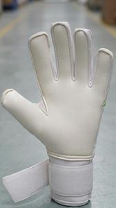 Guantes de Portero de Fútbol Subhay, Dedos Completos, Blancos y Verdes, Palma de Silicona Antideslizante, Correa de Muñeca Ajustable, Unisex, Equipo Deportivo - Product Image 2