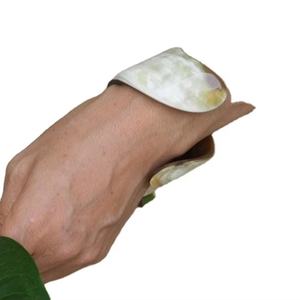 Bracelets en corne de buffle épaisse unisexe beaux bijoux en corne naturelle pour cadeau d'occasions romantiques - Product Image 3