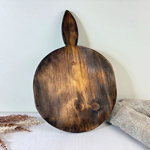 Planche à découper en bois de couleur marron de style occidental avec poignée, forme ronde, artisanale, caractéristique durable - Product Image 1