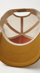 Casquette de baseball bicolore en coton avec visière incurvée et dos en maille, réglable, pour l'extérieur, personnalisable avec broderie de logo - Product Image 5