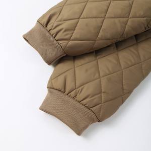 Jaket Wanita Berkerah Baseball Berlapis Isolasi Lengan Panjang Poliester Kancing Tekan Siap OEM - Product Image 4