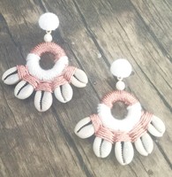 Boucles d'oreilles tendance en perles et raphia, alliage de haute qualité, bijoux bohèmes pour femmes
