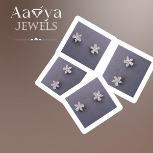 Boucles d'oreilles en diamant pour femmes, or massif 14 carats, certifiées HRD, style luxueux pour toutes les occasions, look élégant, bijoux Aavya - Product Image 5