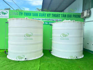 Réservoir de stockage de produits chimiques en HDPE rotomoulé haute capacité 3000L pour applications industrielles - Product Image 2
