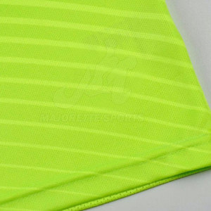 Durable <b>Athletic</b> Men Soccer Uniform Breathable Mesh Material Lightweight Jersey And Shorts Set For Soccer Team Training - Product Image 4