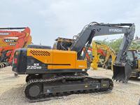 Excavatrice d'occasion Hyundai 220HD haute précision pour le chargement
