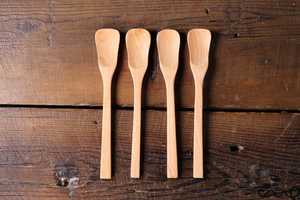Spatule classique en bois de Neem naturel – Spatule de cuisine haut de gamme à long manche pour poêles antiadhésives, cuisson, agitation et préparation des aliments - Product Image 4