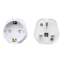 Adaptateur de prise universelle UK en ABS blanc pour voyage, type G