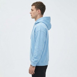 Sweat à capuche premium épais bleu ciel avec logo personnalisé, coupe oversize en polaire, style streetwear décontracté pour l'hiver - Product Image 3