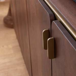 Aparador de madera de mango Vandana Radiant Vento - Product Image 3