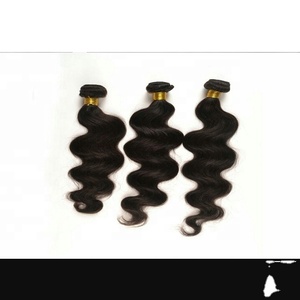 Extensiones de cabello humano indio rizado hinchable de 16 pulgadas al por mayor Color ondulado natural con diseño elegante - Product Image 1