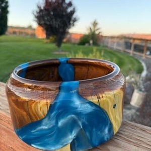 Resin bowl handmade epoxy resin decorative fruit bowl for home decor modern glossy finish <b>kitchen</b> <b>table</b> centerpiece gift item - Product Image 2