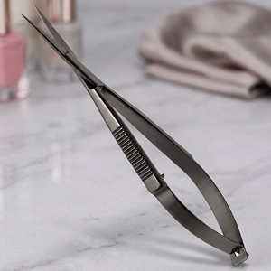 Tijeras de Aseo de Acero Inoxidable con Punta Fina Curvada y Apertura Asistida por Resorte para Cejas, Uñas y Belleza - Product Image 1