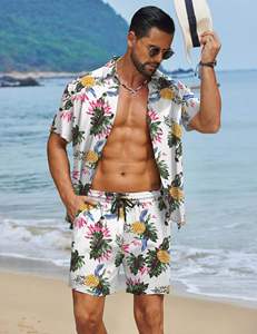 Conjunto de dos piezas con estampado floral tropical para hombre, camisa de manga corta con botones y pantalones cortos a juego, conjunto ligero para la playa de verano - Product Image 4