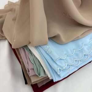 Tudung Musulmán de Alta Calidad, Chifón Sólido con Perlas y Diamantes Cuadrados, Pañuelo Largo Bordado y Transpirable para Mujer, Ideal para Verano - Product Image 2