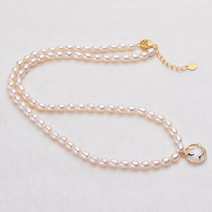 Collar con Colgante de Cara Sonriente de Diseño Original, Perla Natural de Agua Dulce de 4-5 mm, Forma de Metro, Estilo Moderno - Product Image 2