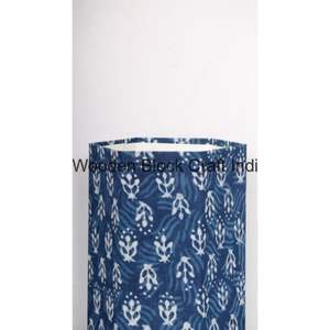 Cubo de basura decorativo de madera con diseño geométrico hexagonal, hecho a mano en Rajasthan, India, con tapa enrollable y parte superior abierta, ecológico. - Product Image 6