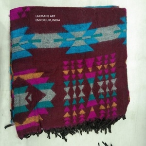 ผ้าคลุมไหล่ขนสัตว์และผ้าพันคอหลายสีพิมพ์ลายสำหรับฤดูหนาวเพิ่มสไตล์และความอบอุ่น-เครื่องประดับแบบดั้งเดิม - Product Image 3