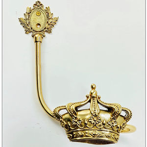 Ganchos para Cortinas de Pared con Acabado Dorado en Forma de Corona, Ideales para un Estilo Interior Elegante y Detalles Decorativos para Habitaciones, Venta al por Mayor desde India - Product Image 1