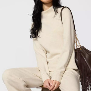 Sudadera Oversize con Cuello Alto, Mezcla de Algodón, Cómoda, Tallas Grandes para Mujer, Ropa y Accesorios con Logotipo Impreso - Product Image 2