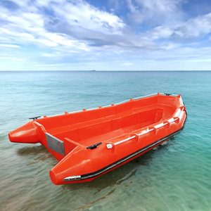 Bateau en polyéthylène orange avec moteur hors-bord pour opérations de patrouille et de sauvetage - Product Image 3