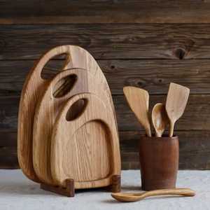 Planche de service artisanale en résine océanique et bois d'acacia, motif vague bleue, plateau à charcuterie en époxy, plateau à fromage avec poignée, petite taille - Product Image 5