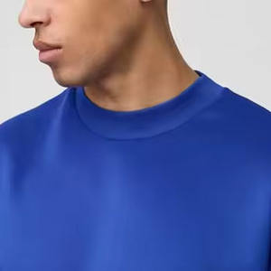 Nouvel ensemble de sport OEM respirant pour l'été, style streetwear, haute qualité, coupe ample, t-shirt et short - Product Image 2