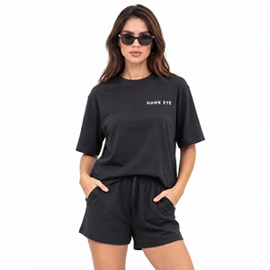Conjunto de dos piezas negro de alta calidad para mujer, conjunto informal de camiseta de cuello redondo y pantalones cortos con cordón, atuendo de verano. - Product Image 1