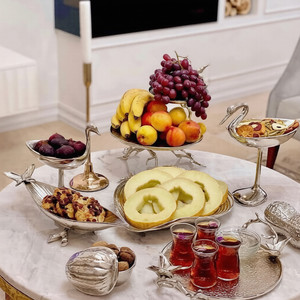 ชุดชามตกแต่งทำจากโลหะเคลือบเงาทำจากอลูมิเนียม2ชิ้นชามไม่ซ้ำใครดีไซน์รูปทรงหงส์ - Product Image 1