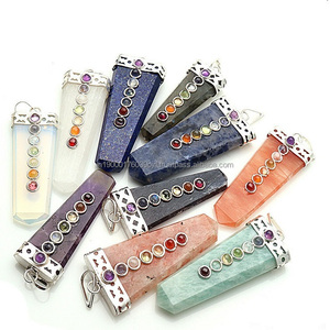 Vente en gros de meilleures ventes de cristaux de haute pierre flashy agate naturelle labradorite collier pendentif enroulé en fil de petite feuille - Product Image 4