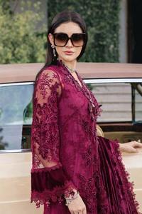 Traje de terciopelo bordado color granate de lujo con dupatta de diseñador, vestido étnico moderno para bodas y fiestas de invierno. - Product Image 5