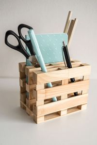 Porte-stylos en bois fait main pour l'organisation du bureau, support à crayons en bois naturel et organisateur de papeterie pour la maison, le bureau, l'école - Product Image 5