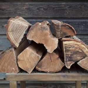 Bois de chauffage de hêtre/Chêne séché de qualité supérieure en gros, produit très demandé, en palettes / Bois de chauffage de chêne séché, bois de chauffage de four, bois de chauffage de hêtre - Product Image 1
