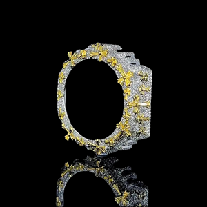 Cadran de montre de luxe en acier inoxydable doré à motif croix et diamants, cadre de remplacement personnalisé écologique et haut de gamme pour montre de prestige - Product Image 2