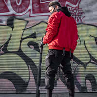 Veste tactique en toile à capuche rouge pour homme, multi-poches, streetwear fonctionnel, bomber, cyberpunk, hip hop, cargo