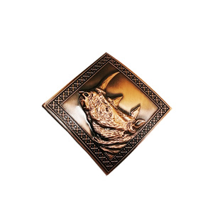 Etiqueta <span class=keywords><strong>de</strong></span> Metal Personalizada en <span class=keywords><strong>Bronce</strong></span> Dorado Grabada en Relieve para Whisky, Brandy, Vino, Vodka, Aluminio - Product Image 4