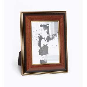 Cadre photo mural en bois écologique à bords festonnés moderne - Product Image 3