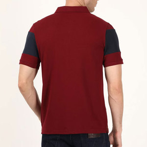 Polo de Hombre Rojo con Bloques de Color, Manga Corta, Tejido de Algodón, Estilo Casual con Paneles Azul Marino en los Hombros - Product Image 3