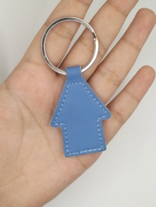 Wholesale Cartoon <b>House</b> Shaped <b>Keyrings</b> High-Quality Genuine Leather Custom Keychains Gift for Men and Women - Product Image 3