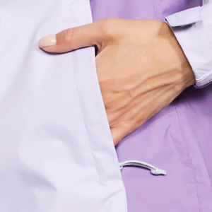 Vestes coupe-vent en satin personnalisables pour femmes avec capuche pour la saison hivernale, finition de qualité - Product Image 5