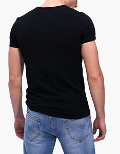 T-shirt en coton peigné 65/35 polyester/coton, coupe ajustée, manches courtes, respirant, personnalisable, Next Level Apparel - Product Image 4