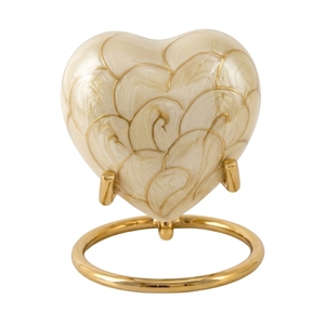 Urne funéraire élégante en nacre blanc ivoire en forme de cœur - Petite urne à motifs de plumes avec base de présentation en métal - Product Image 1