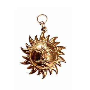Llavero de Latón con Rostro Solar, Inspirado en el Dios Surya, para Protección, Energía Positiva y Uso Diario - Product Image 1